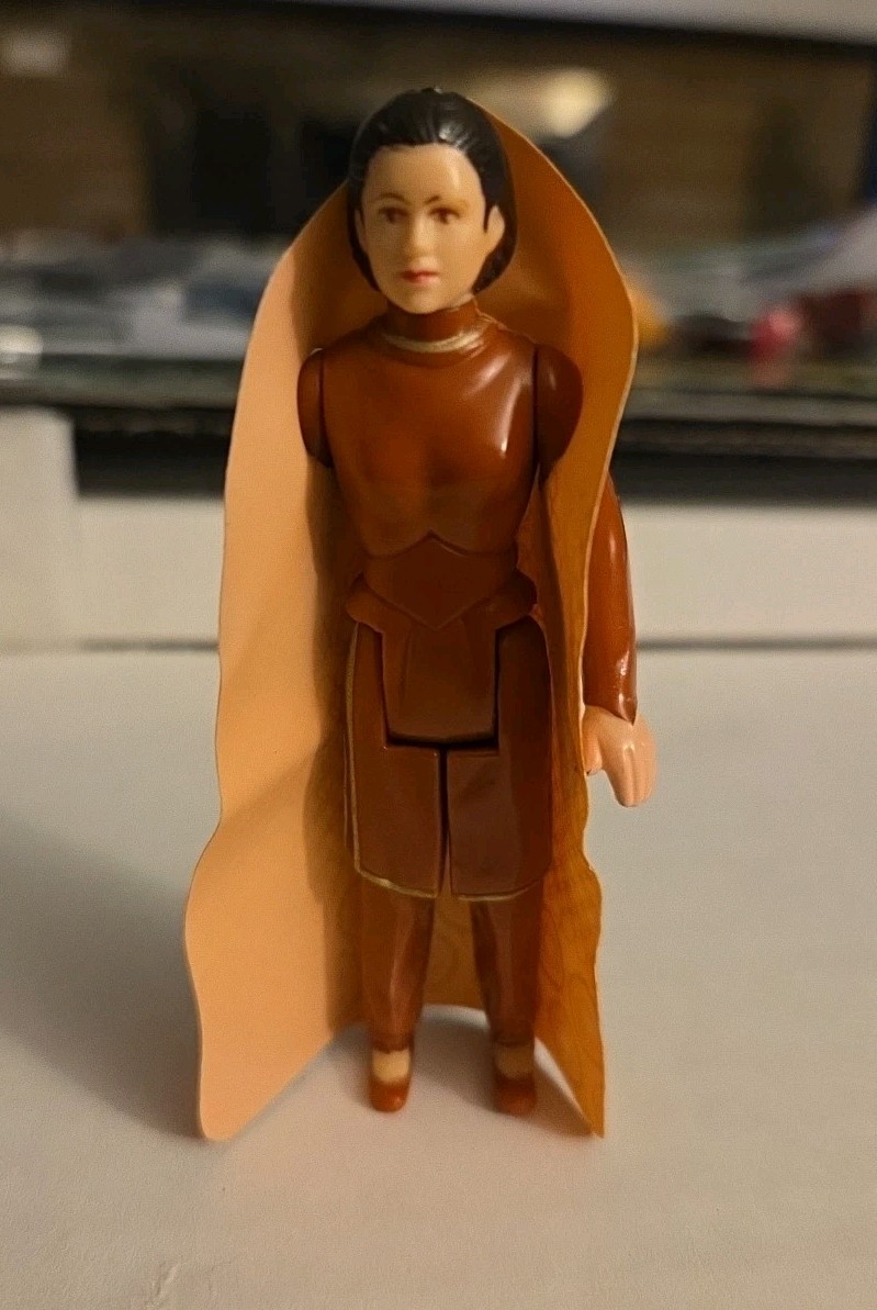 Princess Leia Organa (Bespin Gown) sold