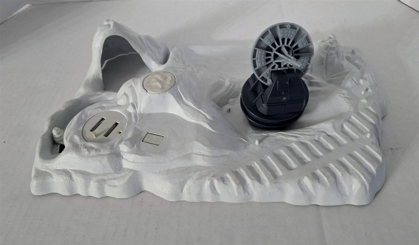 Hoth Ice Planet Adventure Set sold