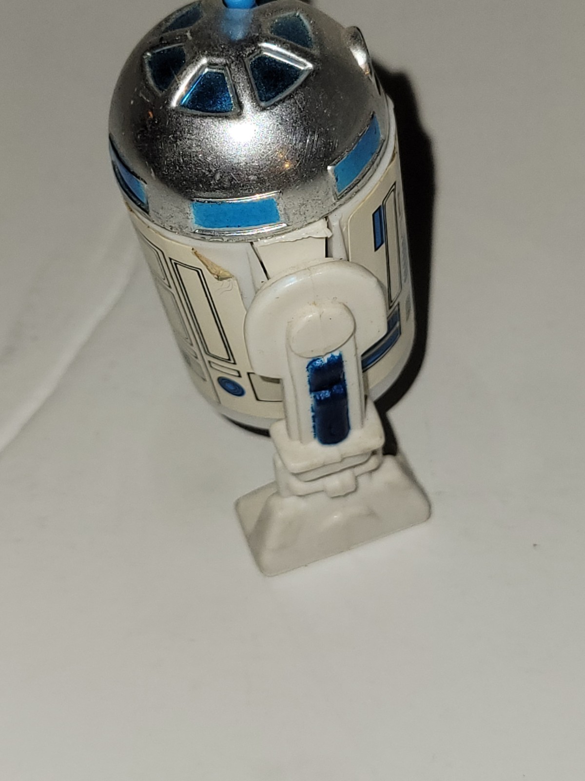 R2-D2 (Artoo-Detoo) (with Sensorscope) sold