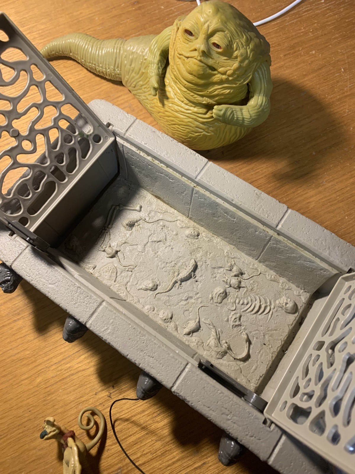 Jabba the Hutt Action Playset sold