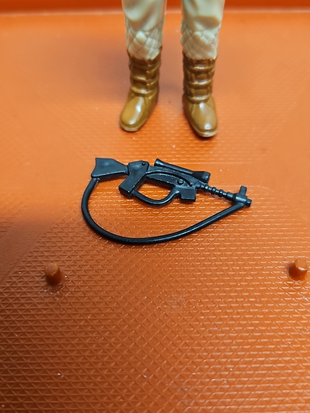 Rebel Commander sold