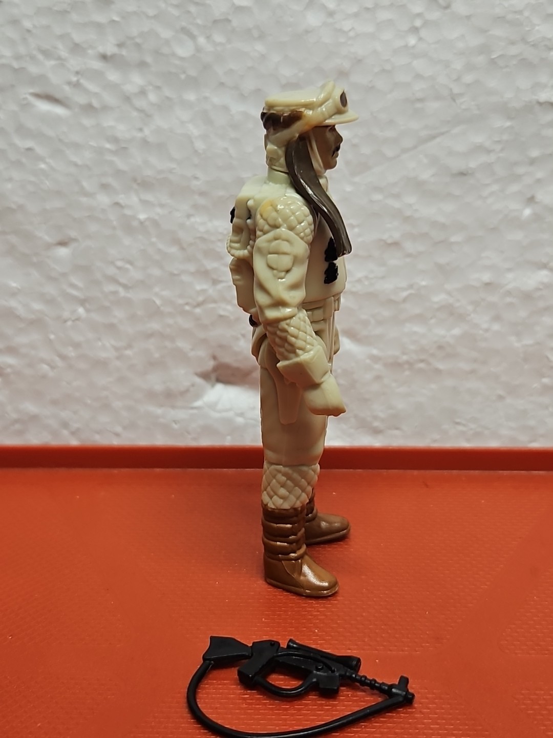 Rebel Commander sold