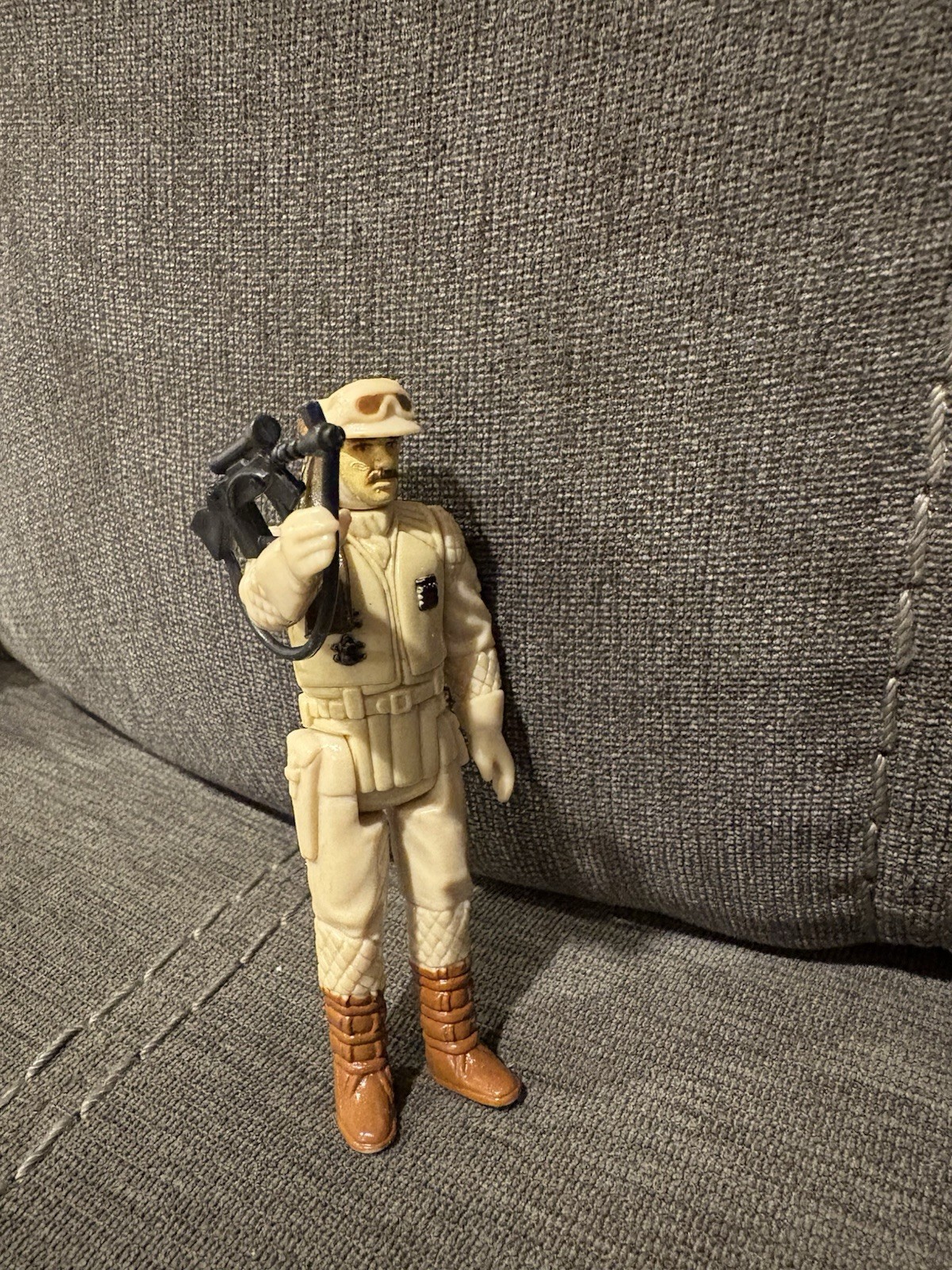 Rebel Commander sold