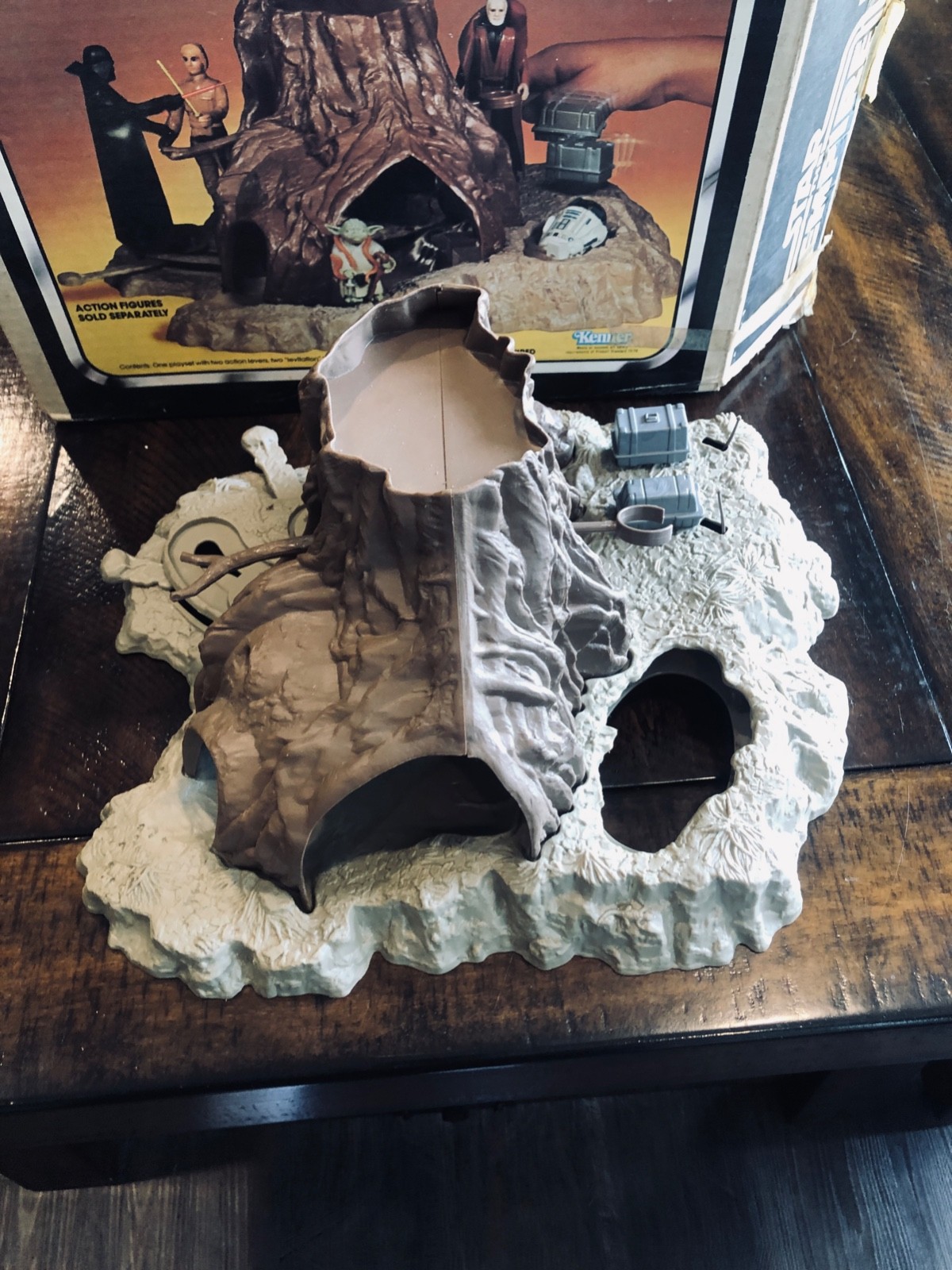 Dagobah Action Playset sold