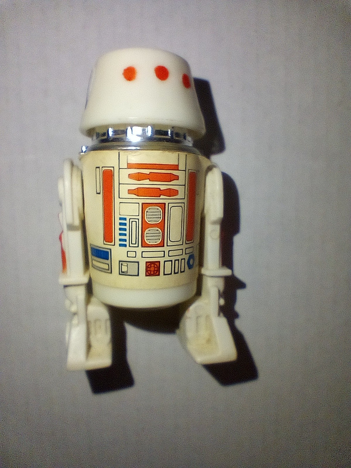 R5-D4 (Arfive-Defour) sold