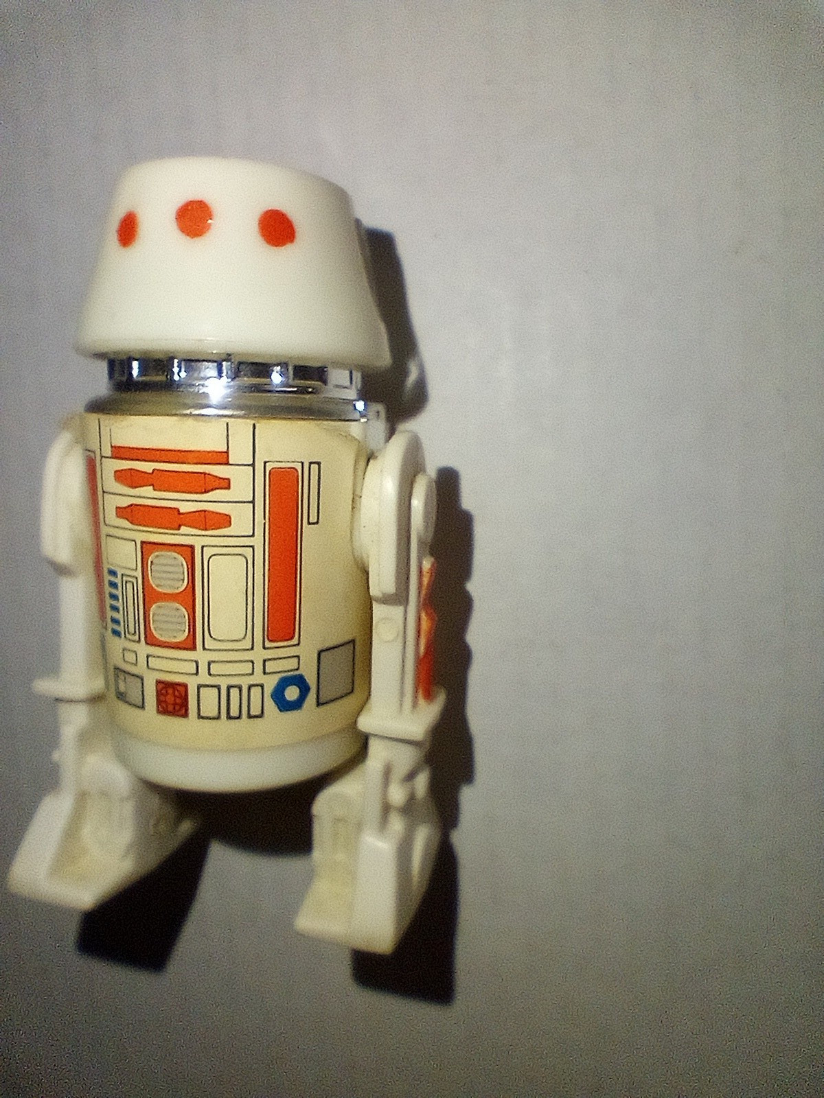 R5-D4 (Arfive-Defour) sold