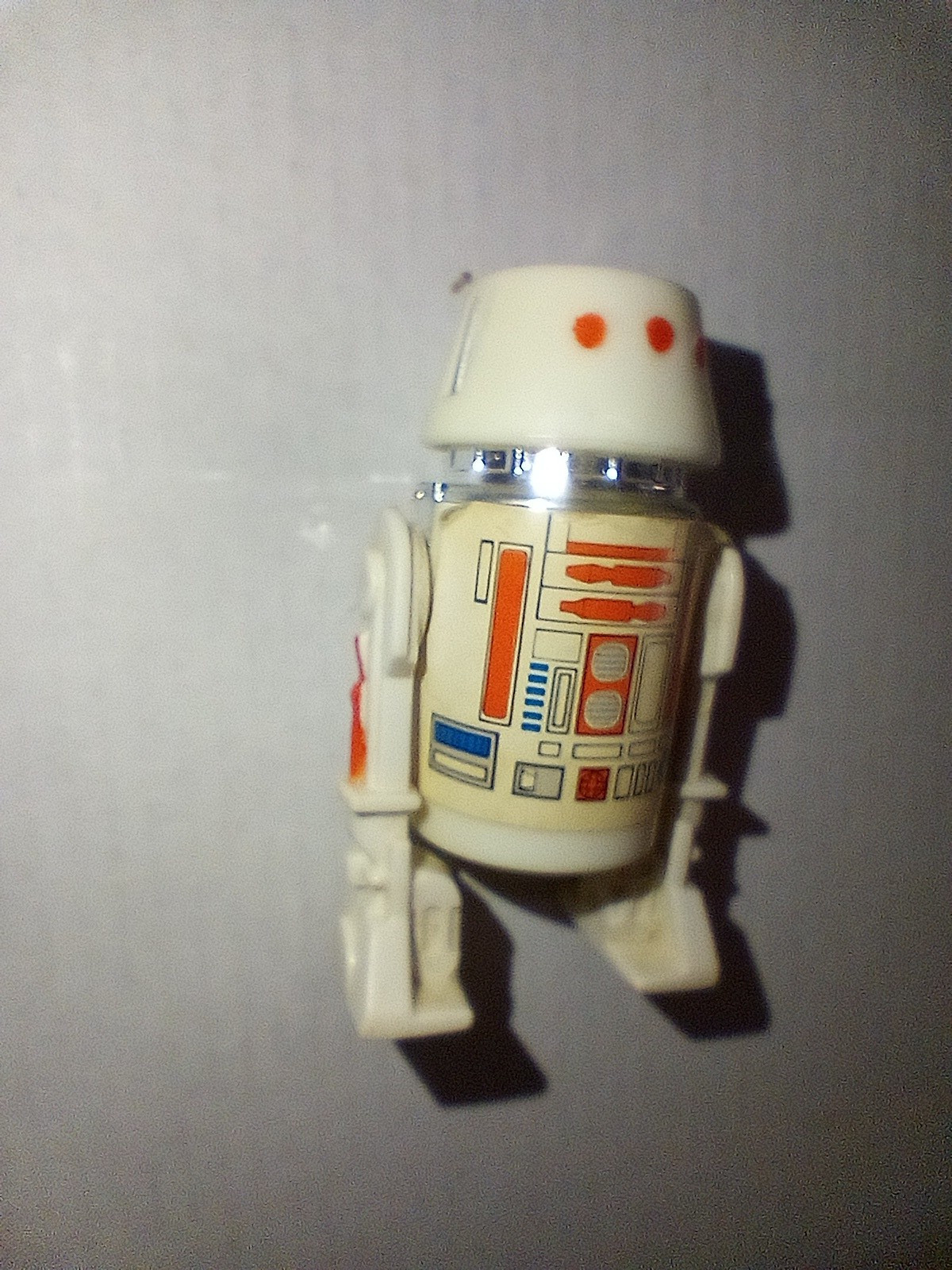 R5-D4 (Arfive-Defour) sold