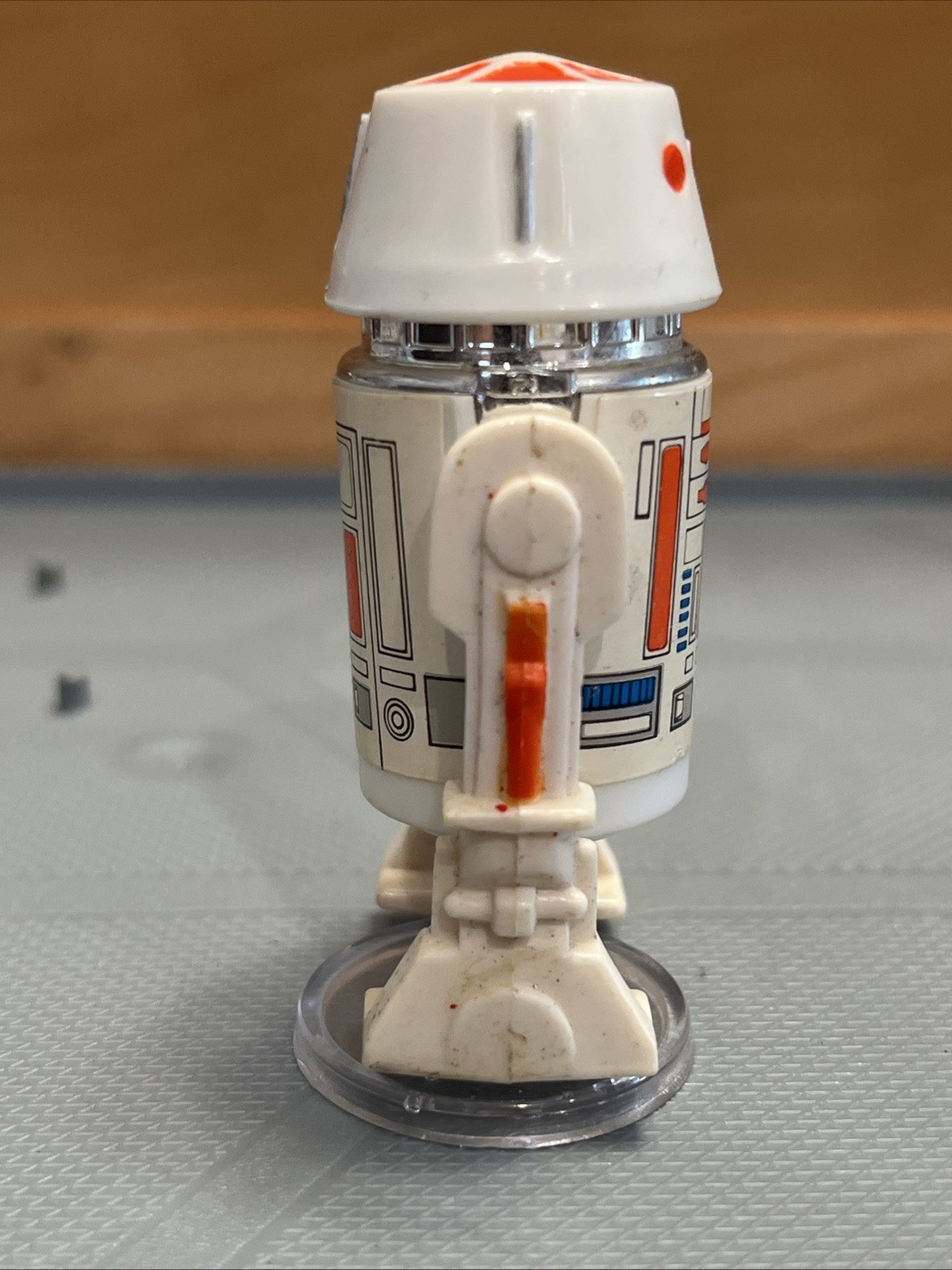 R5-D4 (Arfive-Defour) sold