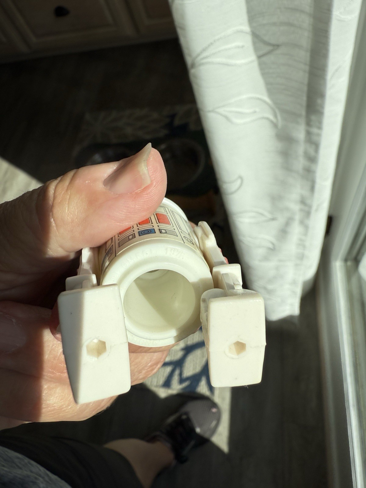 R5-D4 (Arfive-Defour) sold