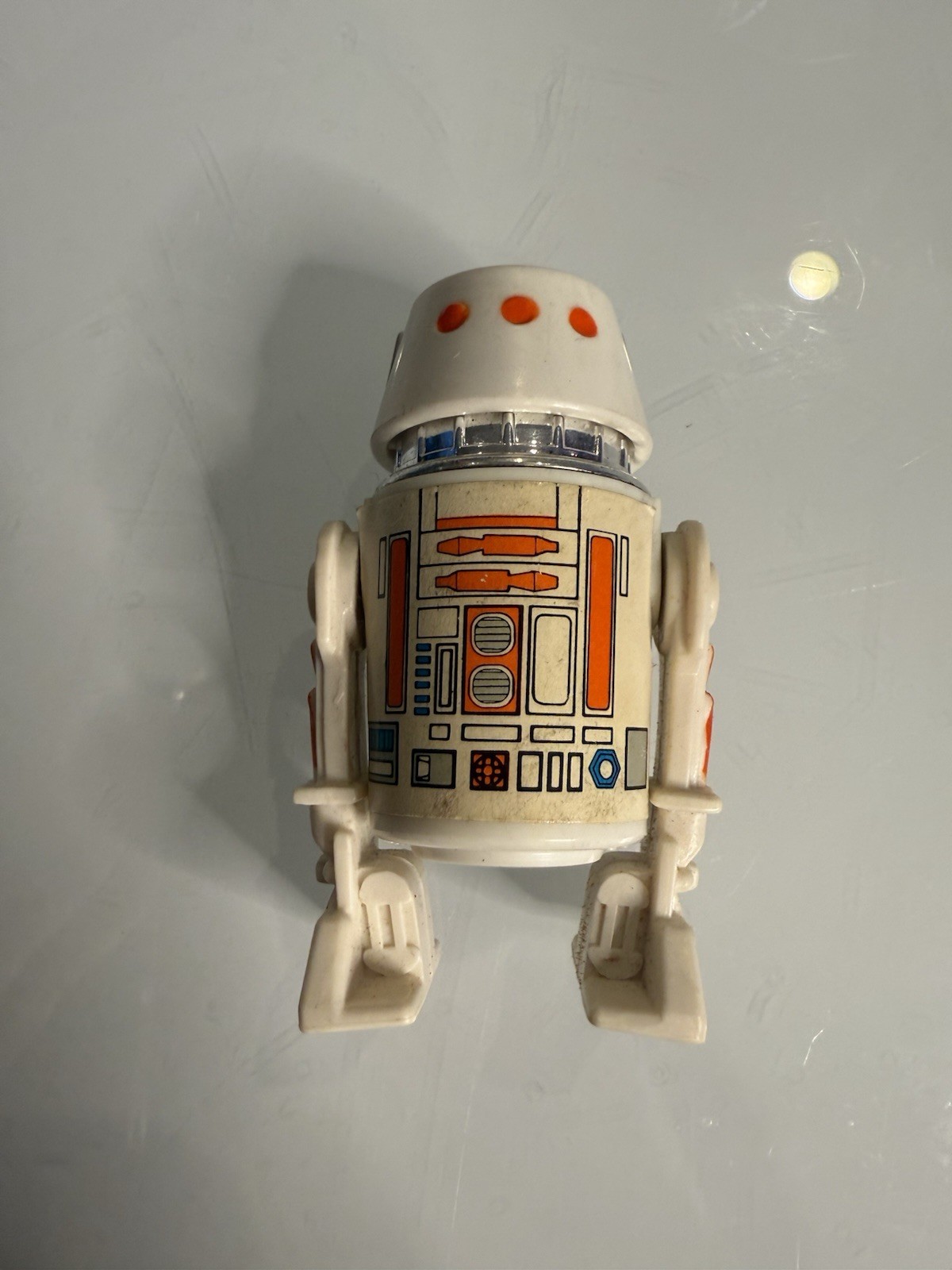 R5-D4 (Arfive-Defour) sold