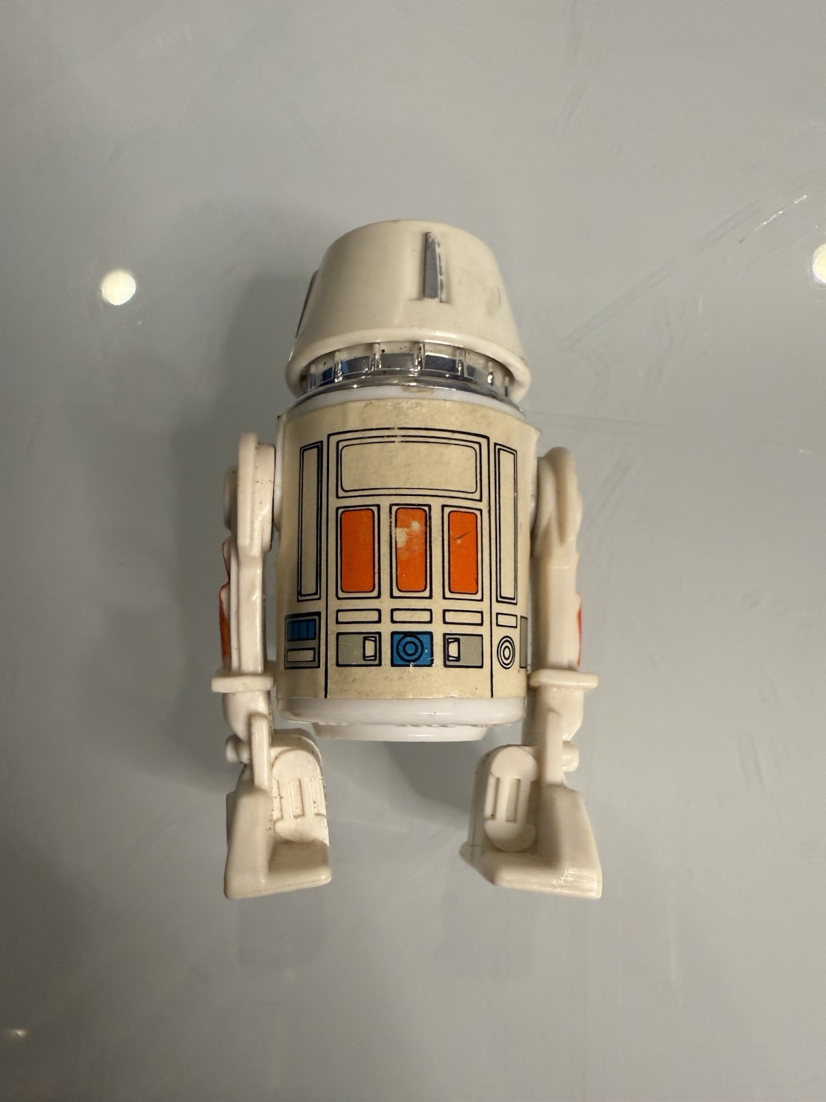 R5-D4 (Arfive-Defour) sold