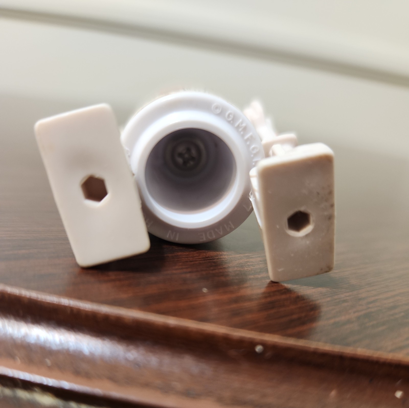 R5-D4 (Arfive-Defour) sold