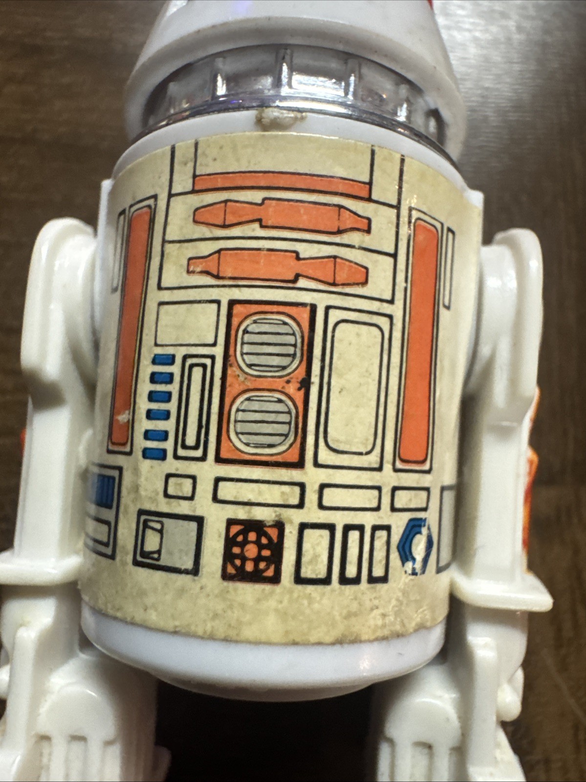 R5-D4 (Arfive-Defour) sold