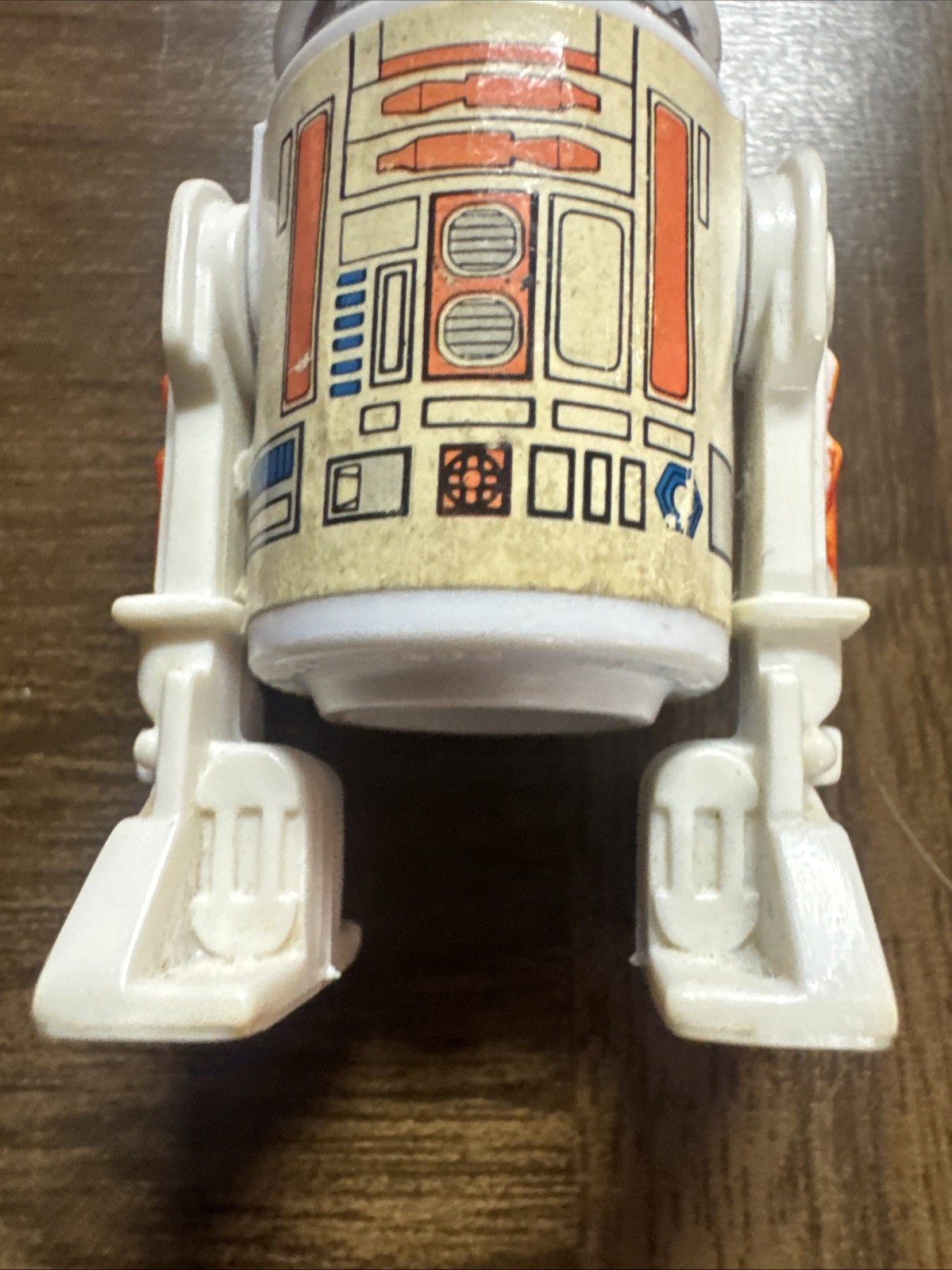 R5-D4 (Arfive-Defour) sold