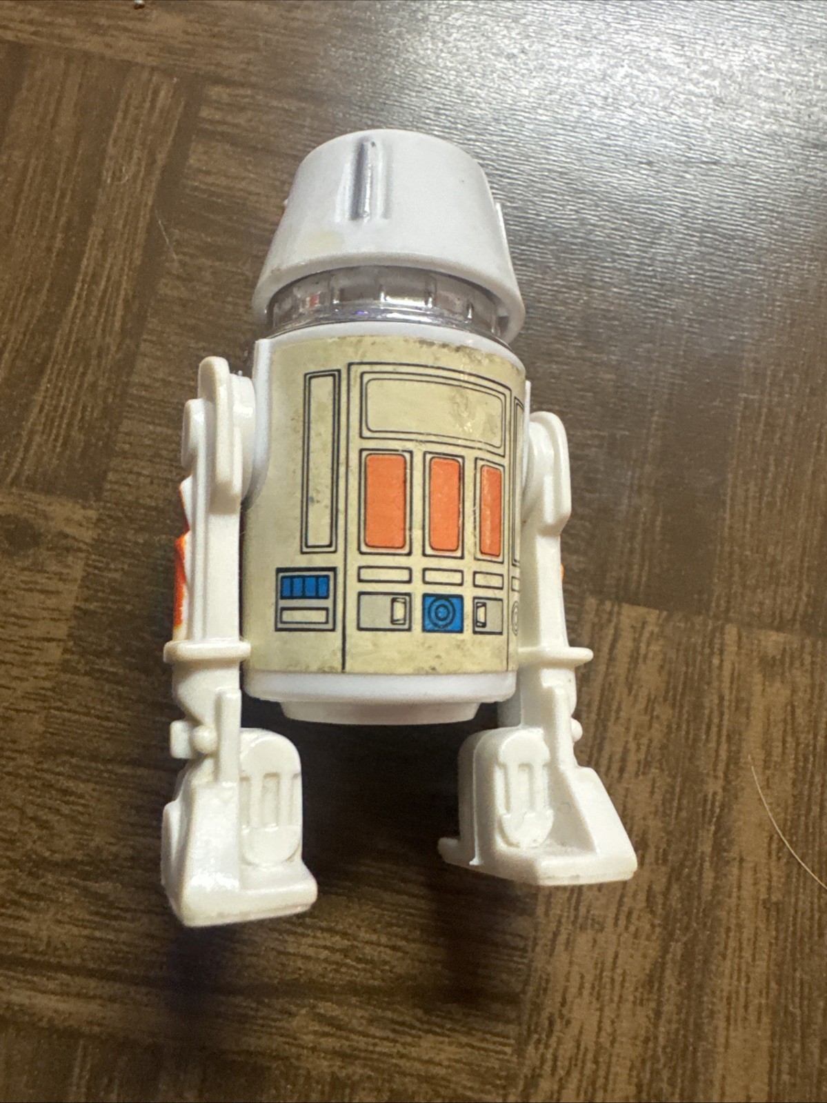R5-D4 (Arfive-Defour) sold
