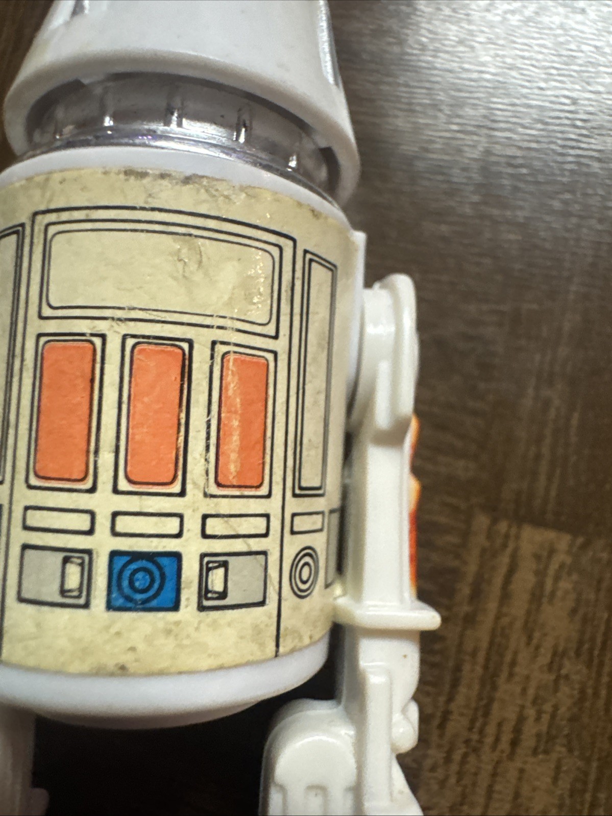 R5-D4 (Arfive-Defour) sold