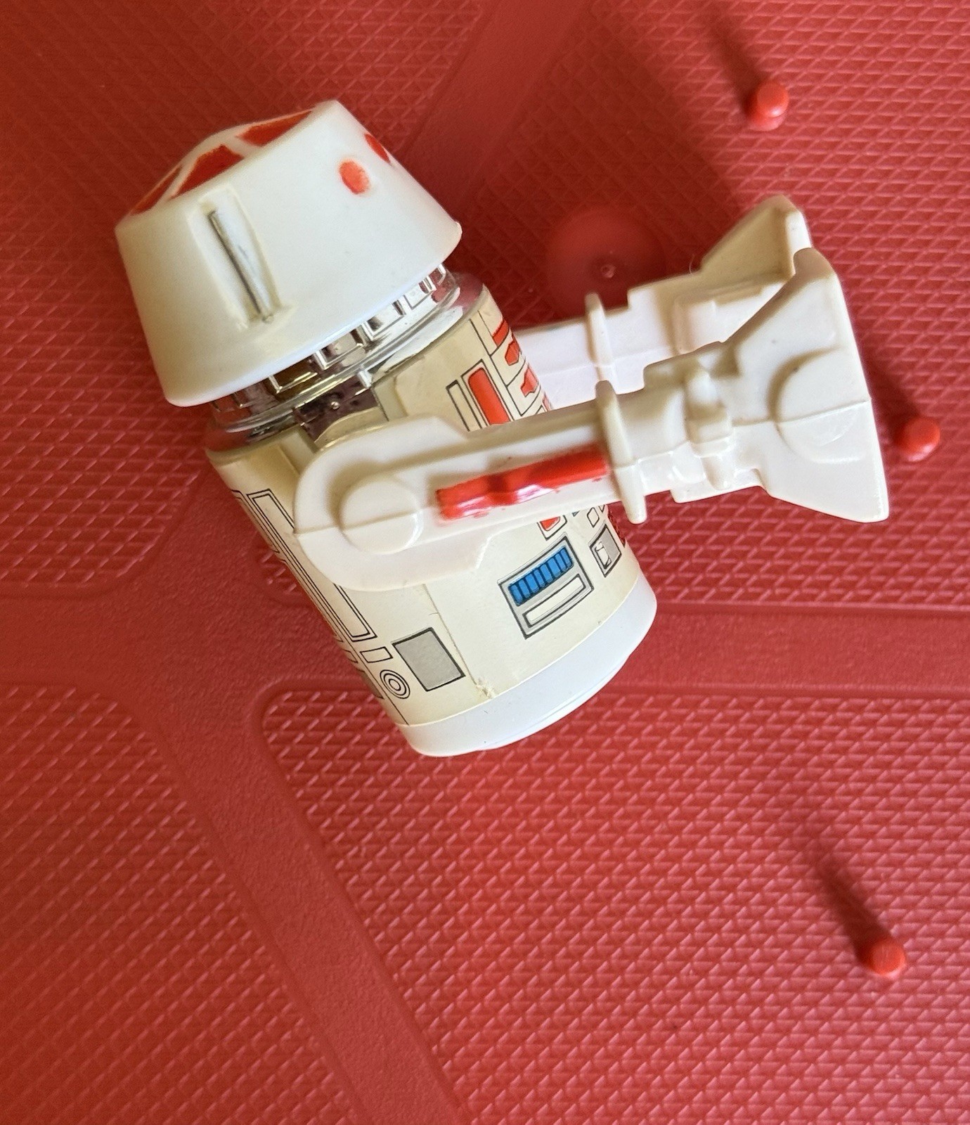 R5-D4 (Arfive-Defour) sold