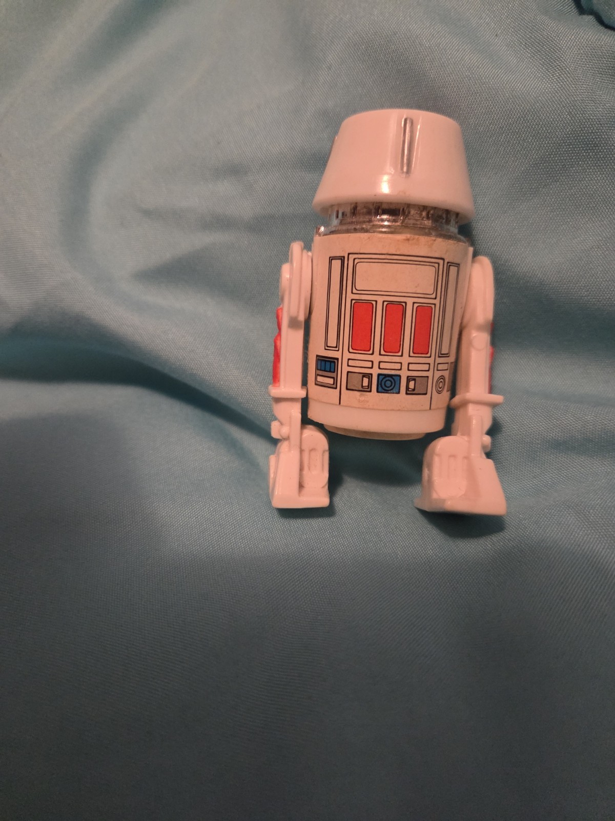 R5-D4 (Arfive-Defour) sold