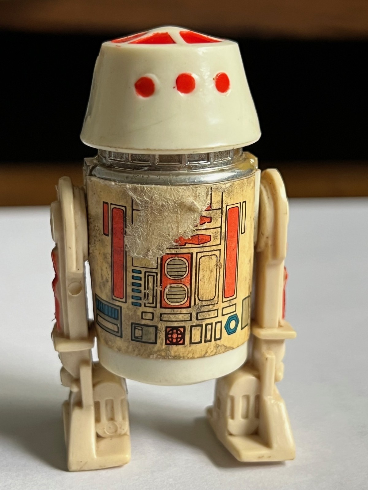 R5-D4 (Arfive-Defour) sold