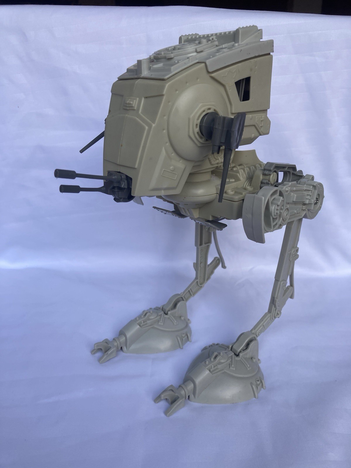 Scout Walker (AT-ST) sold