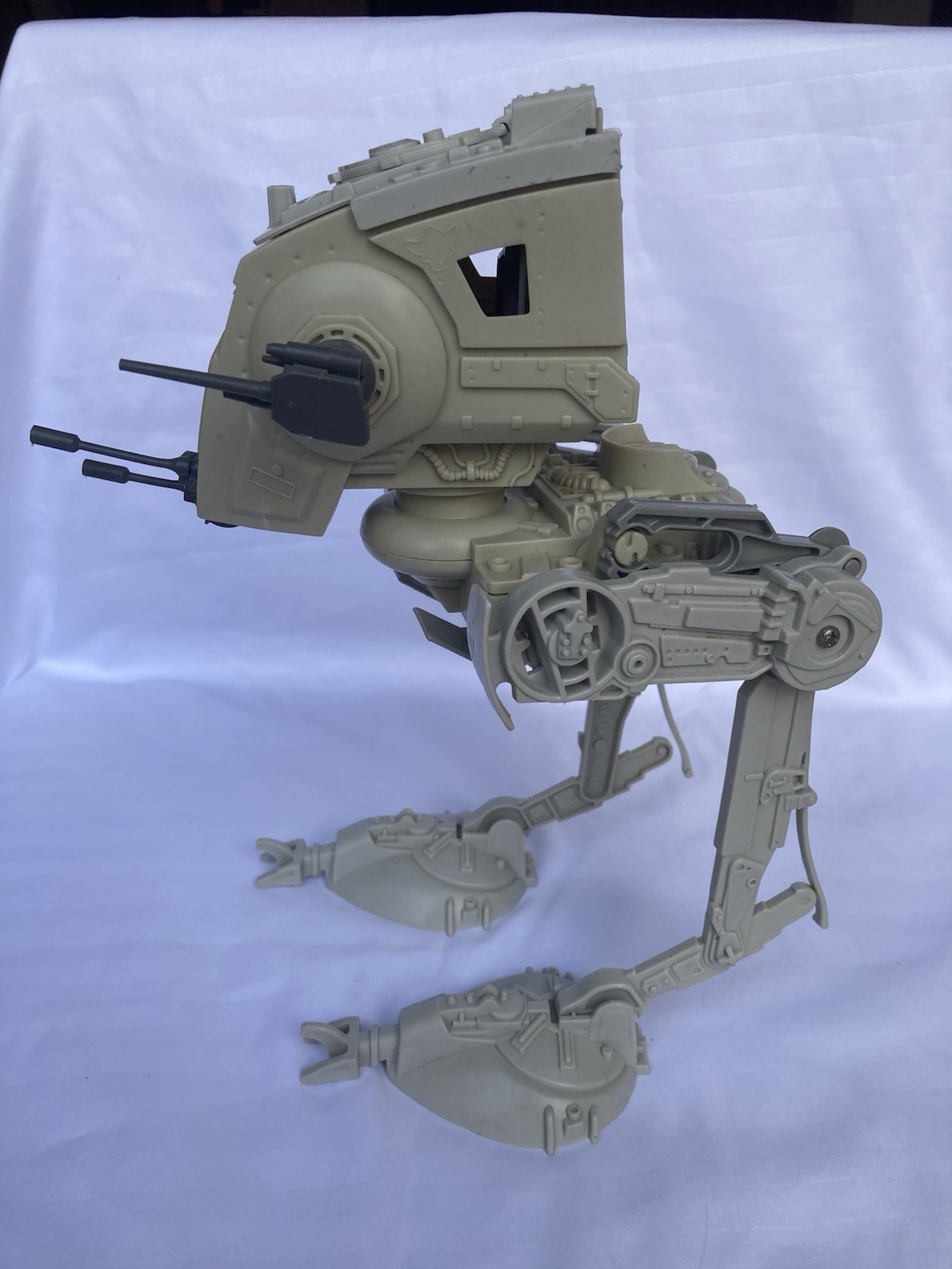 Scout Walker (AT-ST) sold