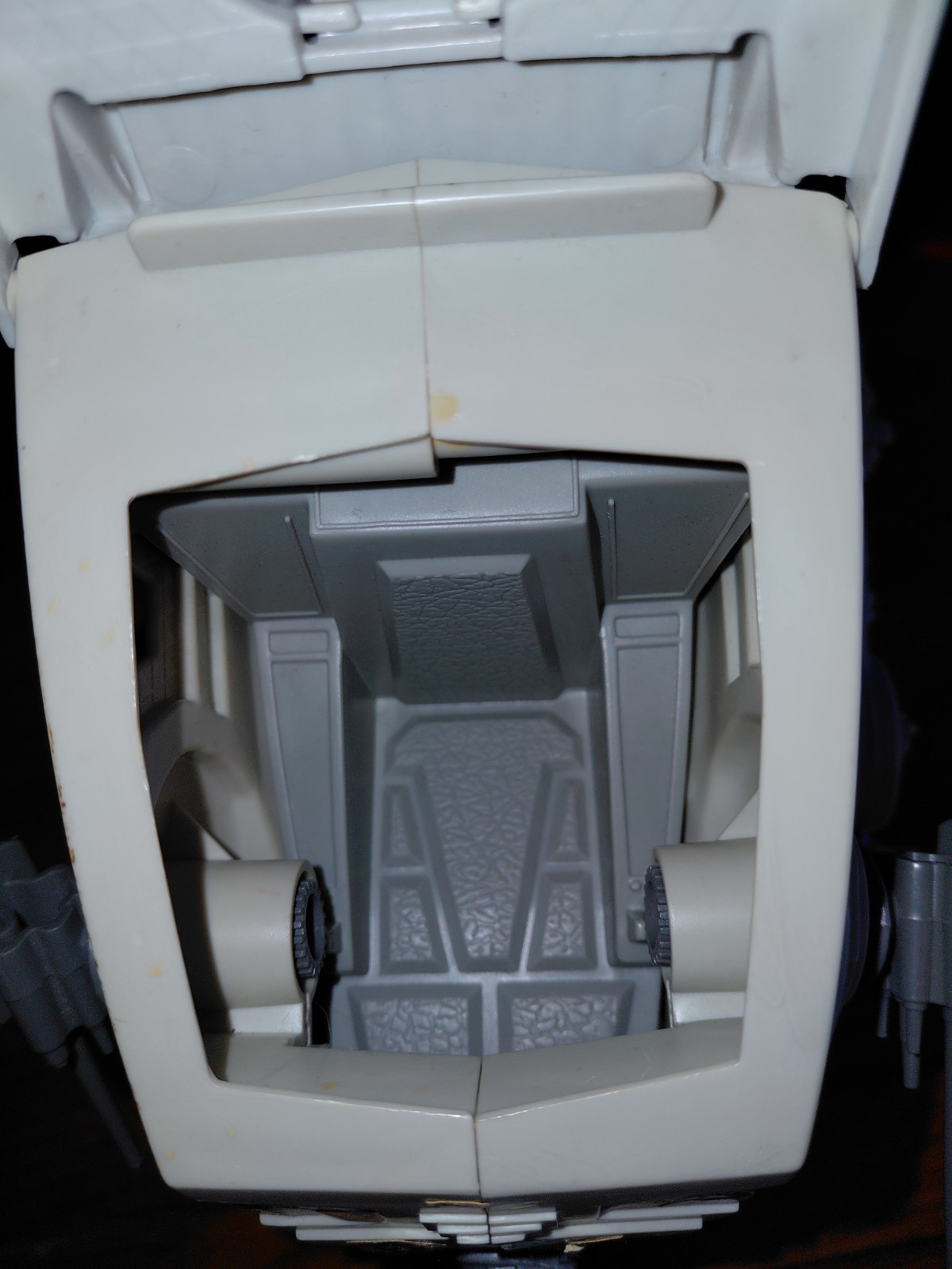 Scout Walker (AT-ST) sold