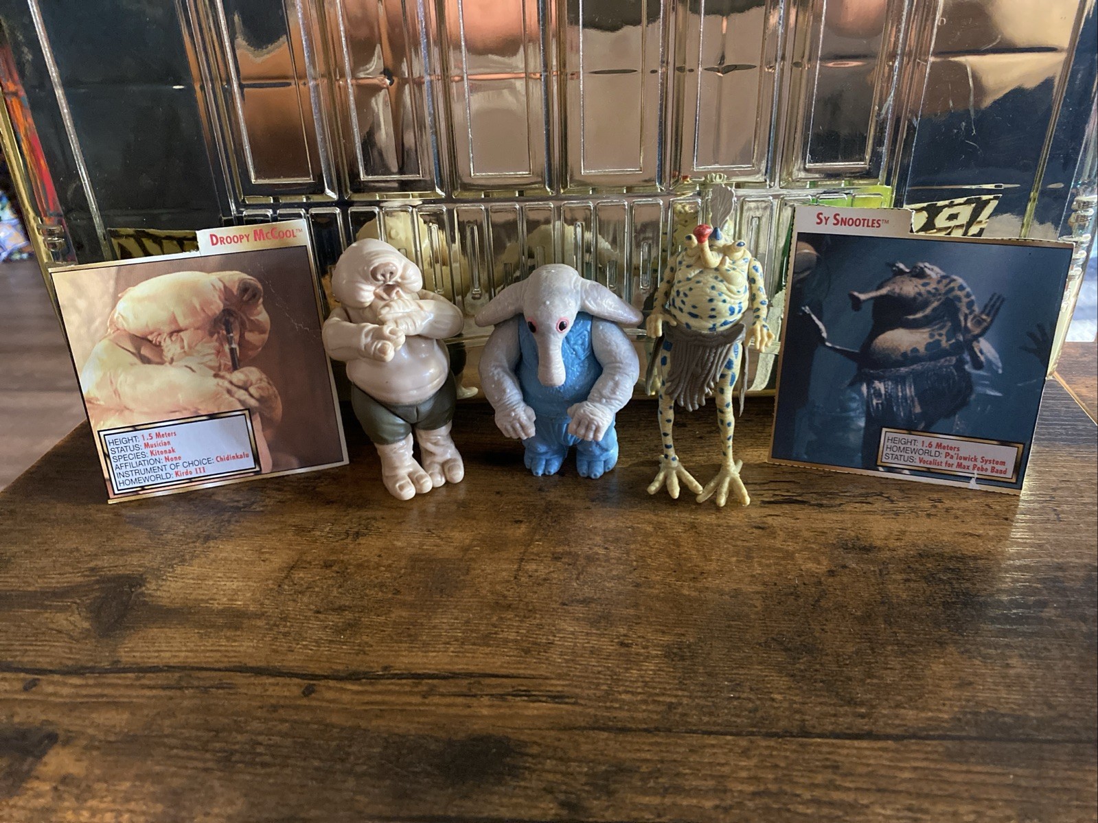 Sy Snootles & The Rebo Band sold