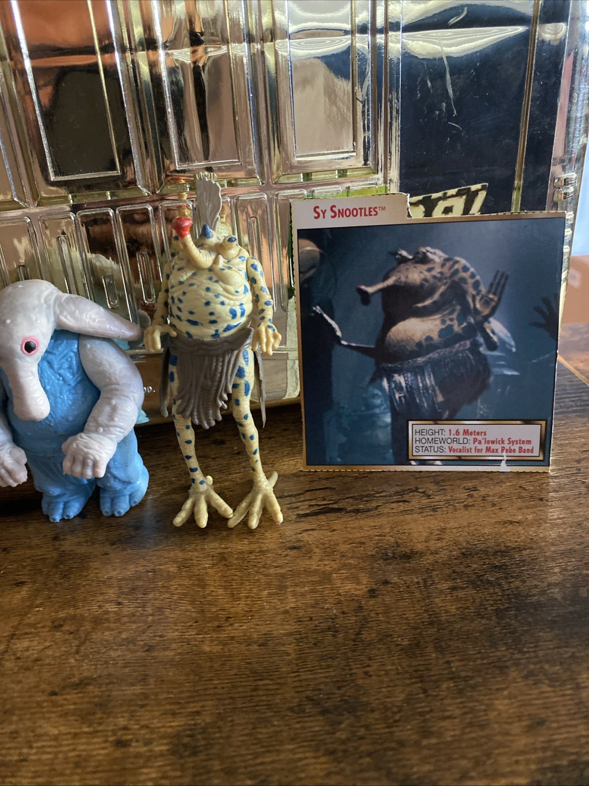 Sy Snootles & The Rebo Band sold