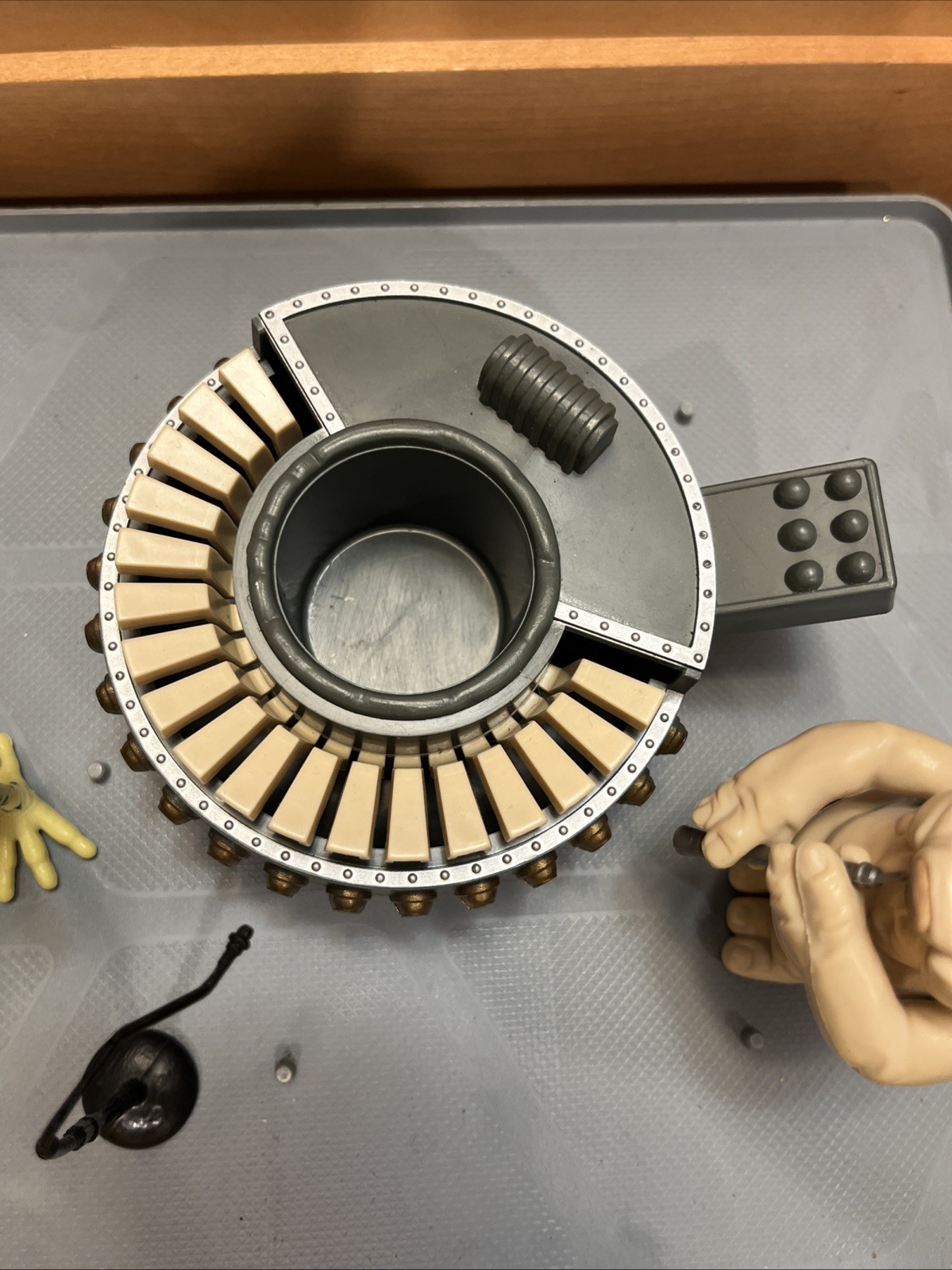 Sy Snootles & The Rebo Band sold