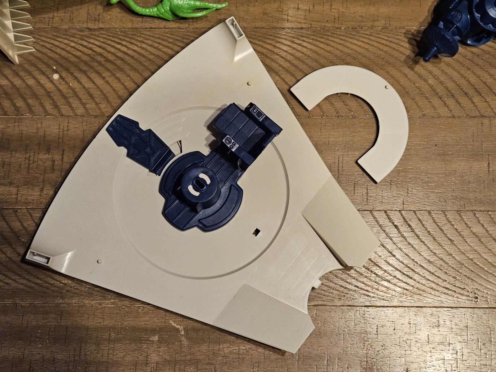 Death Star Space Station (Kenner) sold