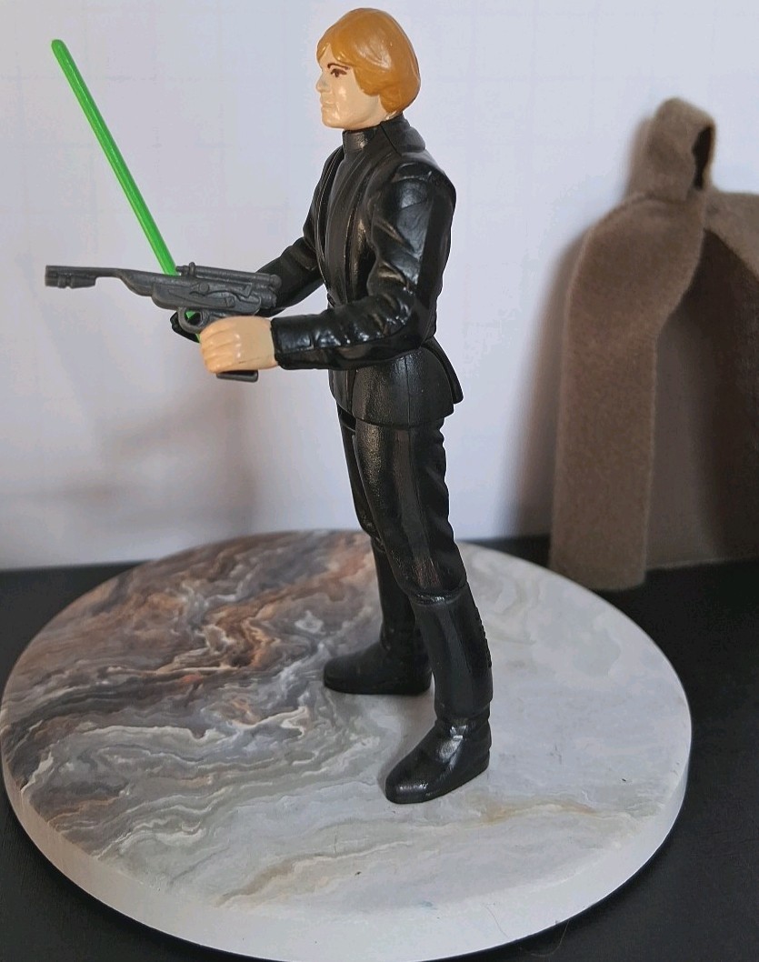 Luke Skywalker (Jedi Knight Outfit) sold