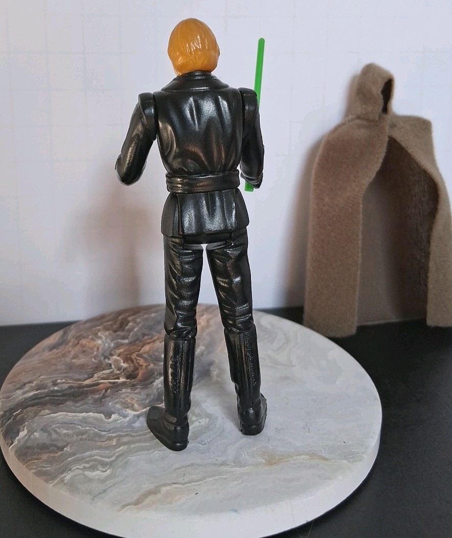 Luke Skywalker (Jedi Knight Outfit) sold