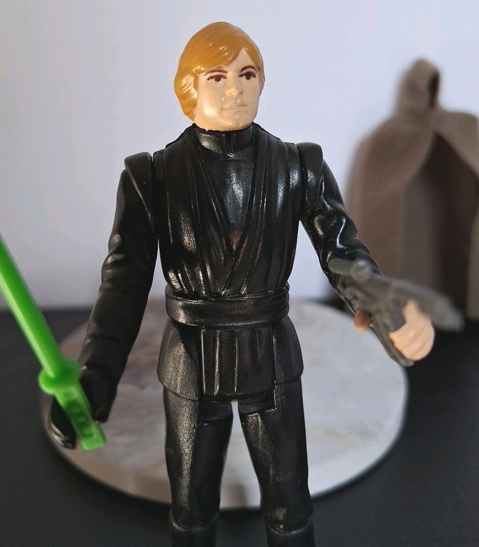 Luke Skywalker (Jedi Knight Outfit) sold