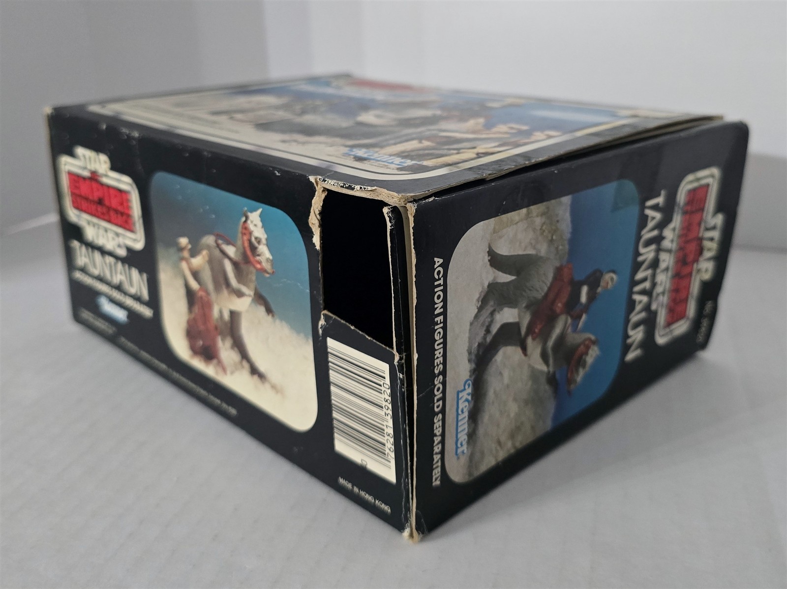 Tauntaun (closed belly) sold