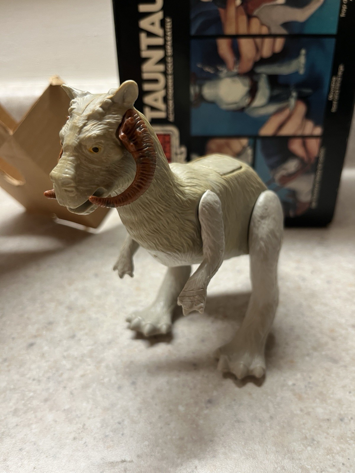 Tauntaun (closed belly) sold