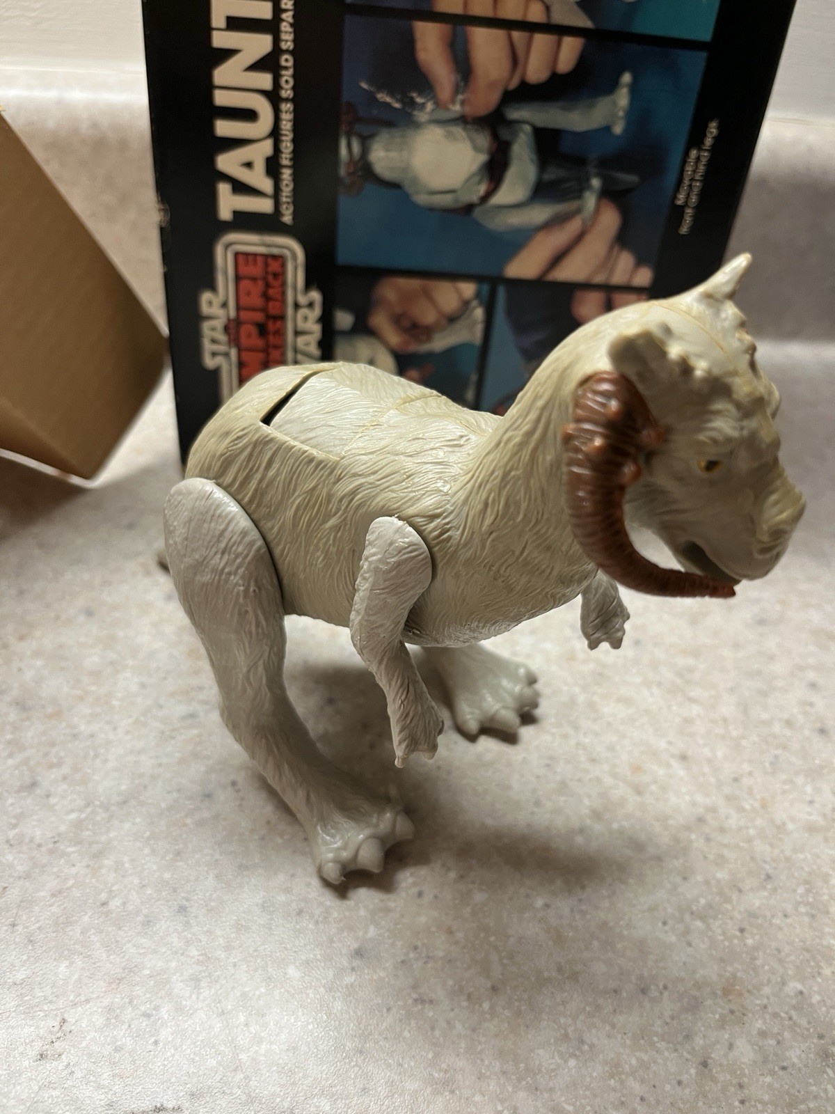 Tauntaun (closed belly) sold
