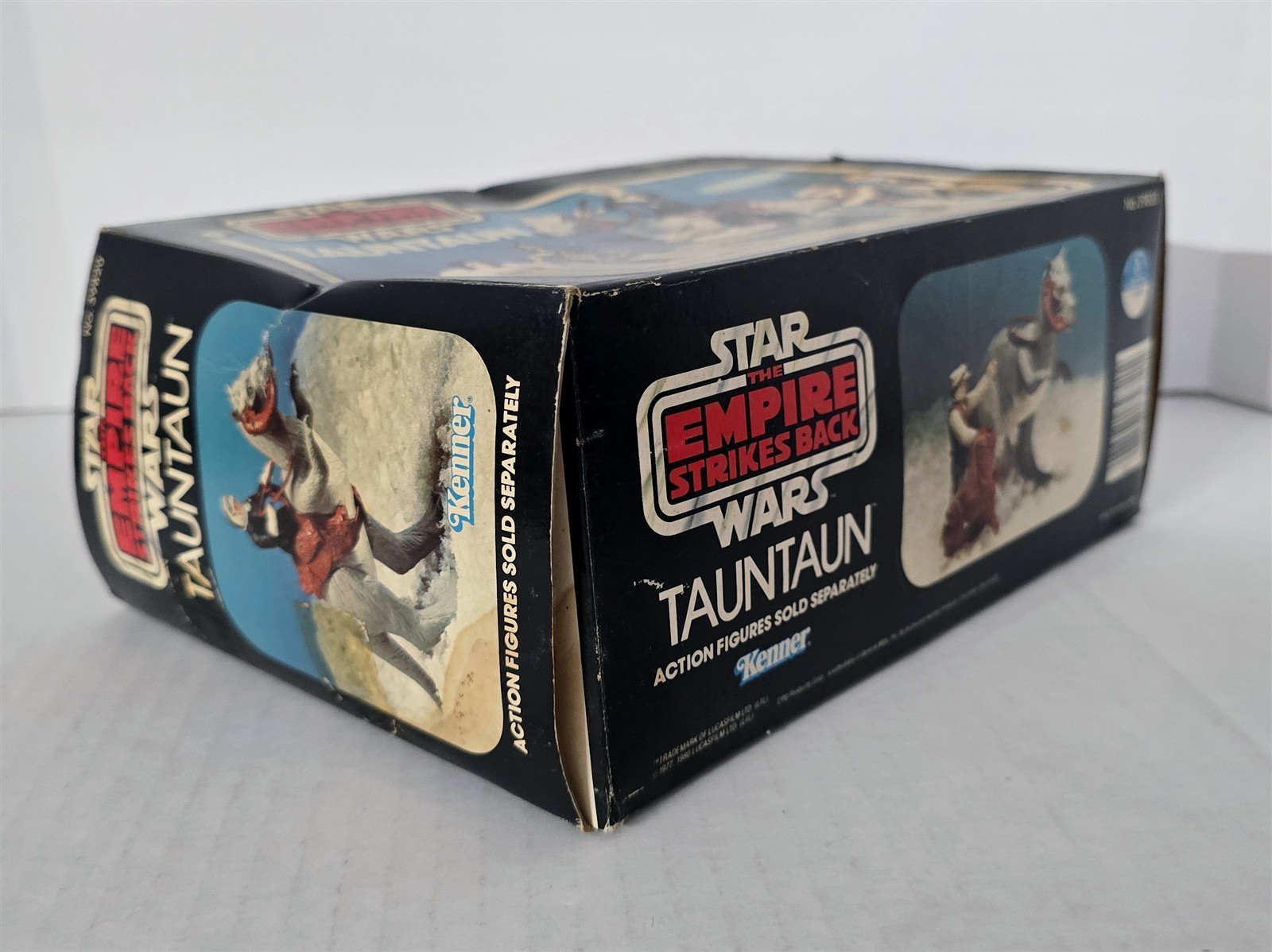 Tauntaun (closed belly) sold