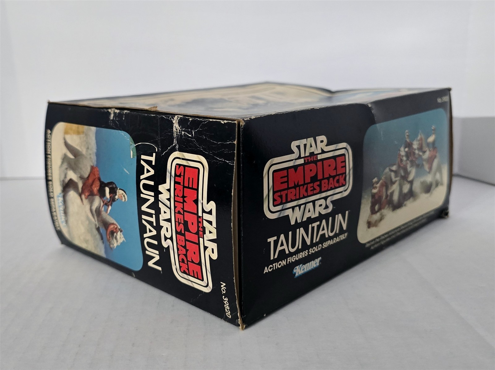 Tauntaun (closed belly) sold