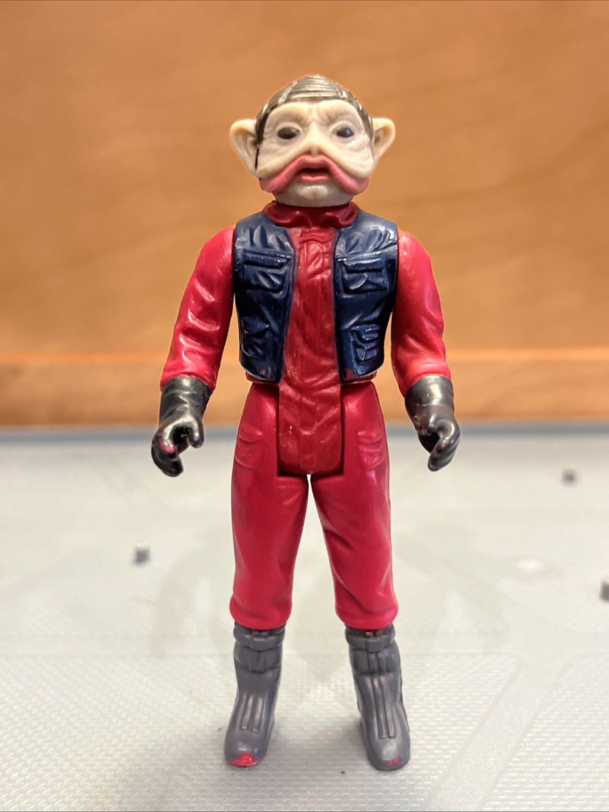 Nien Nunb sold