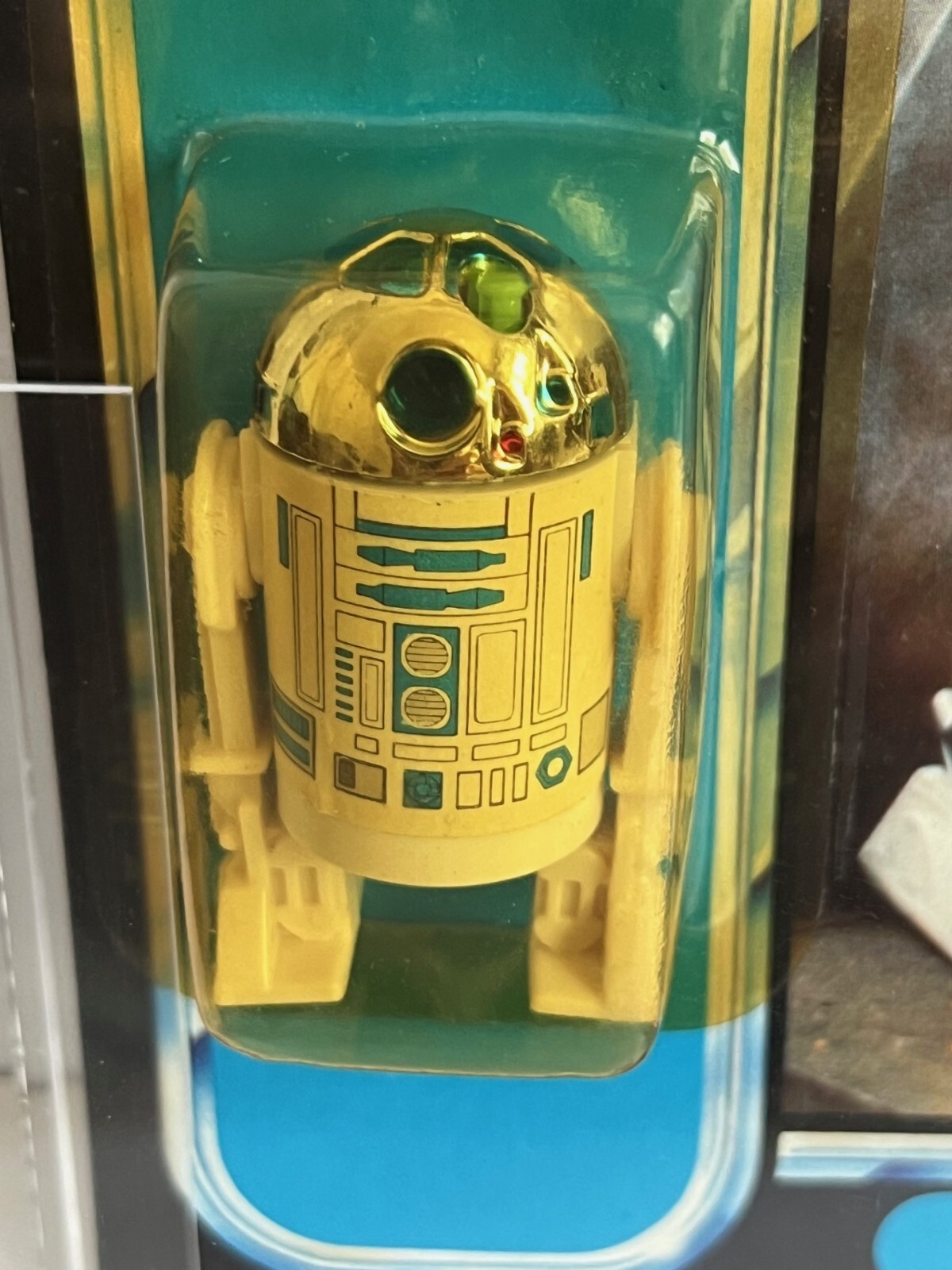R2-D2 (Artoo-Detoo) with pop-up Lightsaber sold