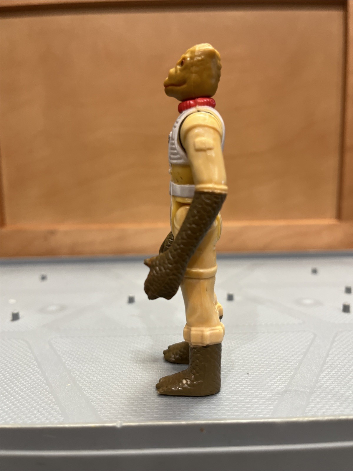 Bossk (Bounty Hunter) sold