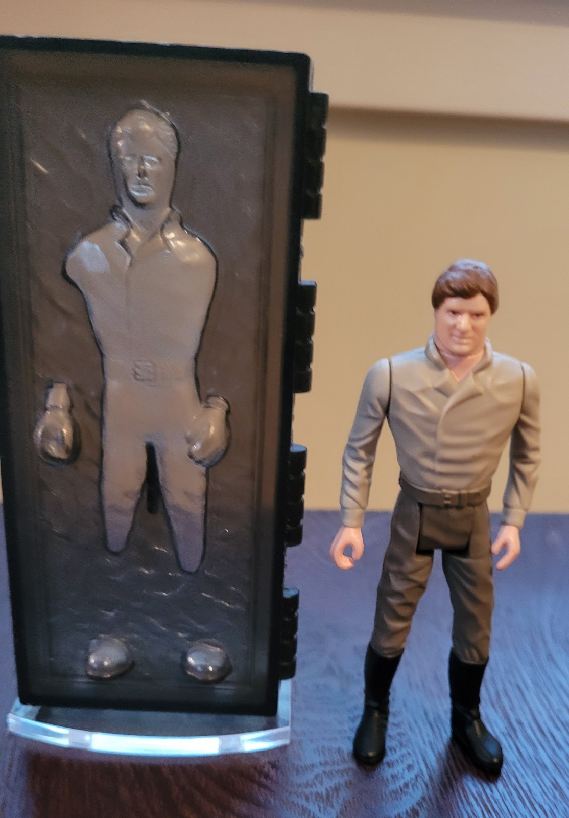 Han Solo (In Carbonite Chamber) sold