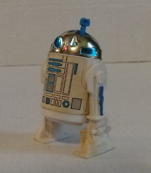 R2-D2 (Artoo-Detoo) (with Sensorscope) sold