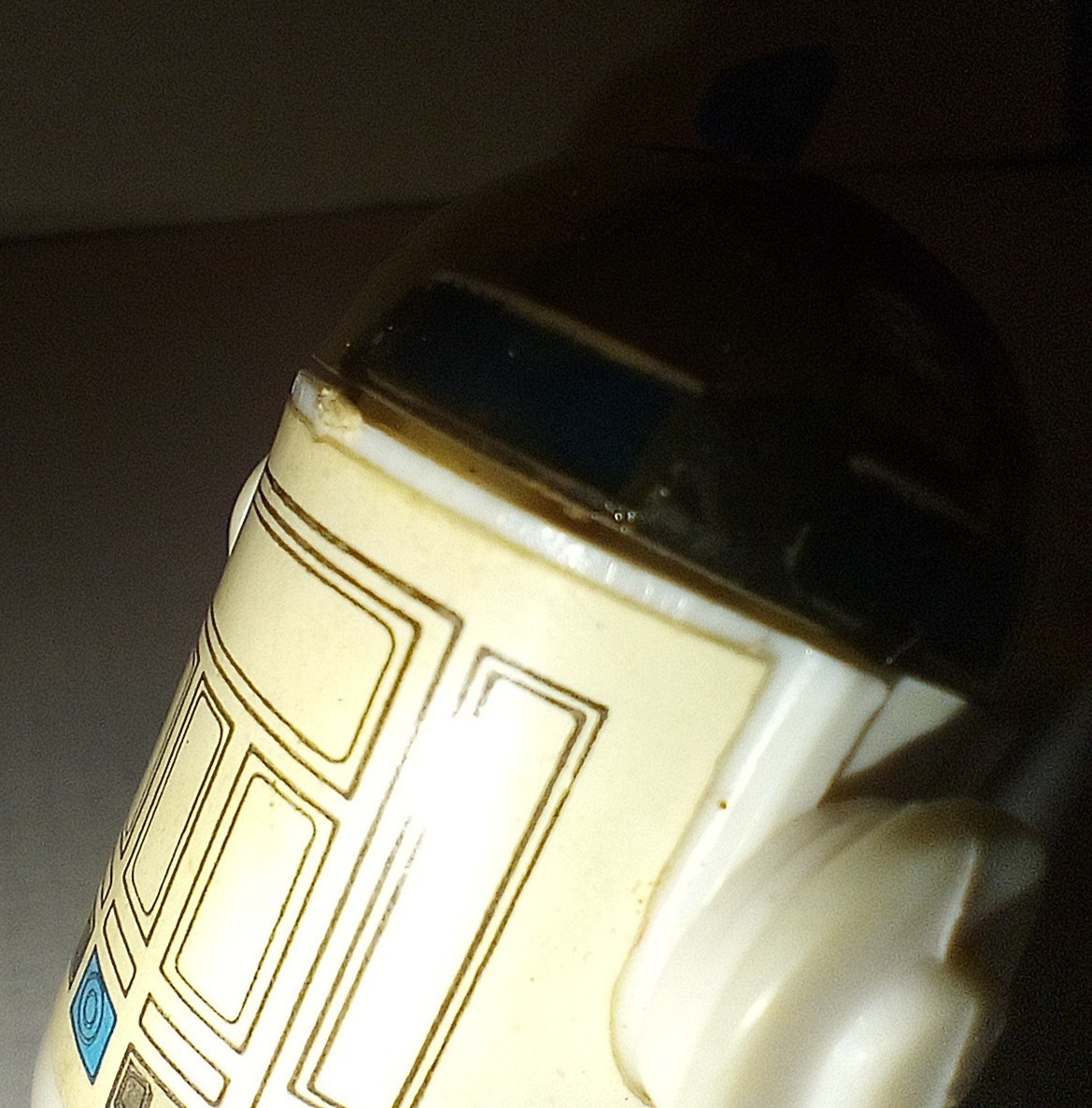 R2-D2 (Artoo-Detoo) (with Sensorscope) sold
