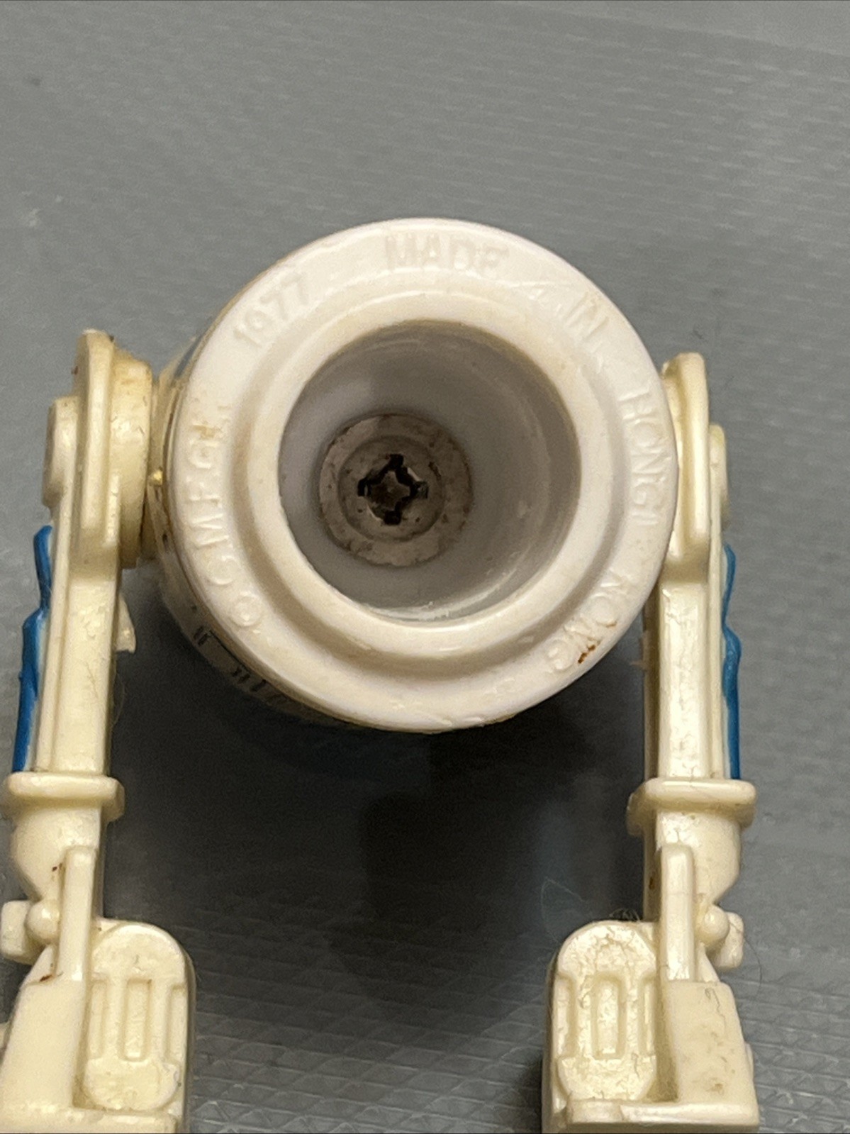 R2-D2 (Artoo-Detoo) (with Sensorscope) sold