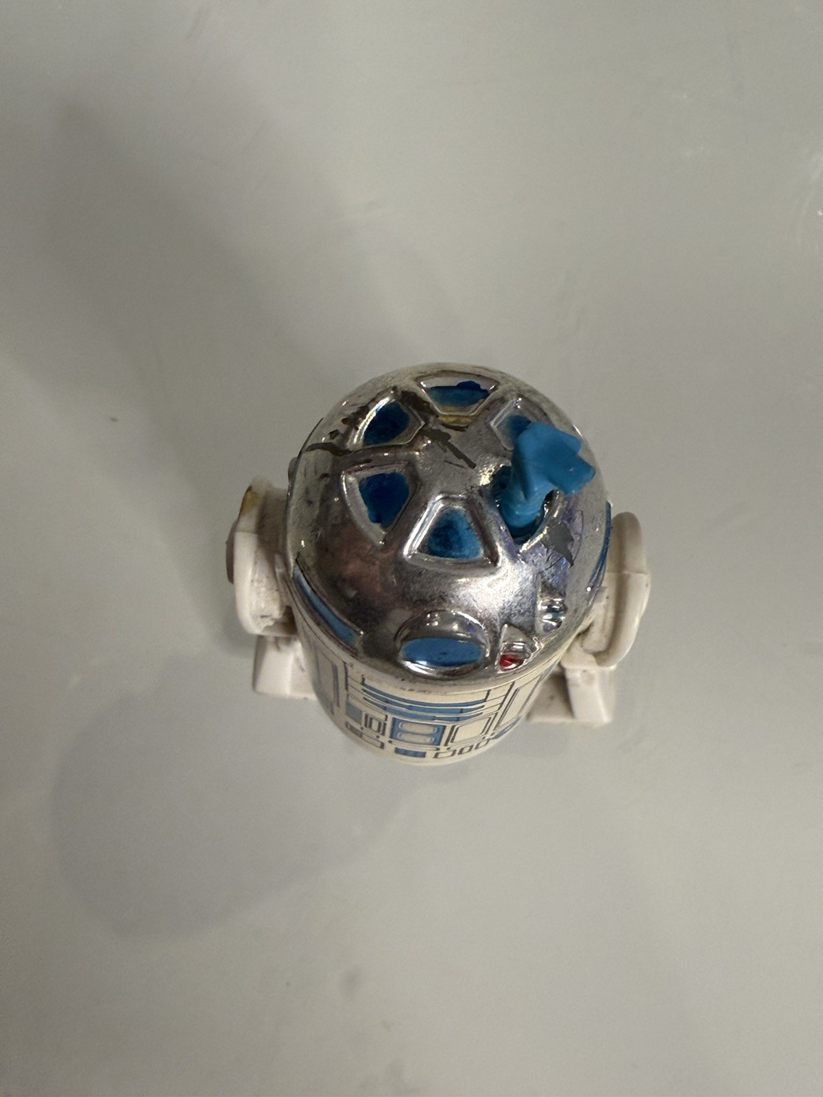 R2-D2 (Artoo-Detoo) (with Sensorscope) sold