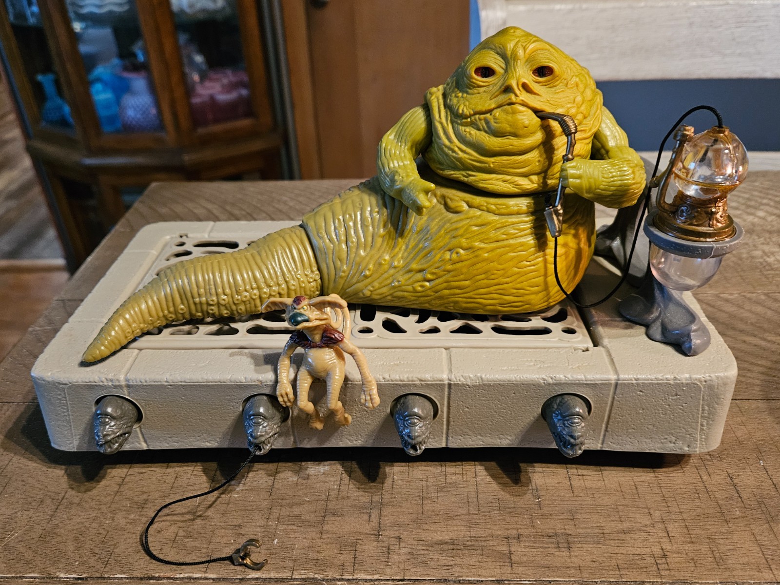 Jabba the Hutt Action Playset sold