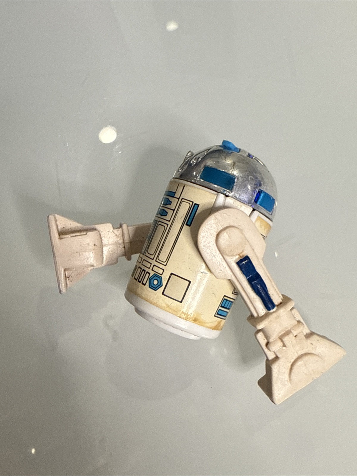 R2-D2 (Artoo-Detoo) (with Sensorscope) sold