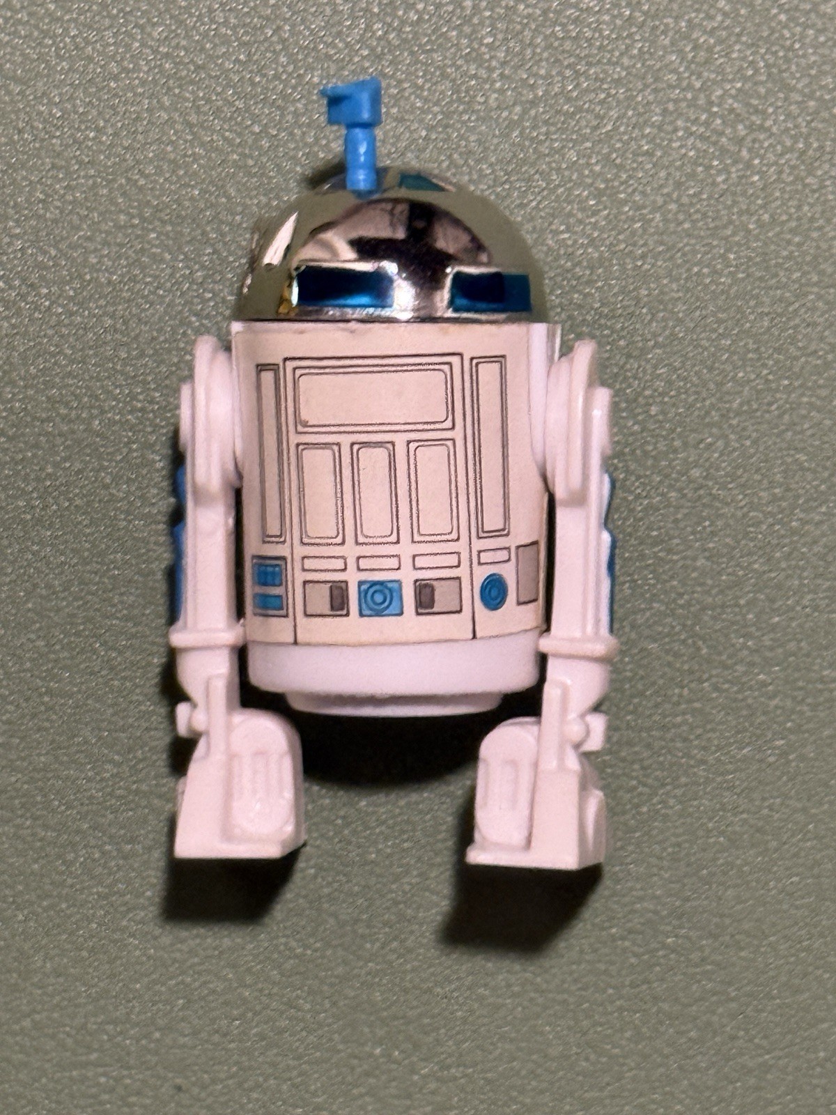 R2-D2 (Artoo-Detoo) (with Sensorscope) sold
