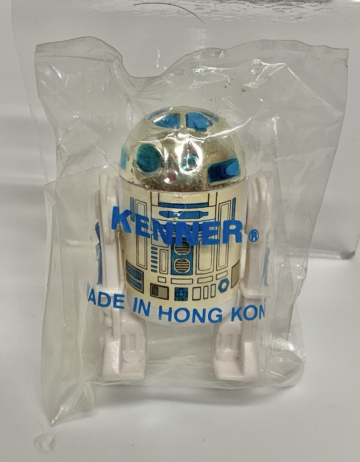 R2-D2 (Artoo-Detoo) (with Sensorscope) sold